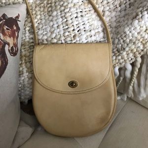 Coach Vintage Ultra Rare Shoulder Bag cream